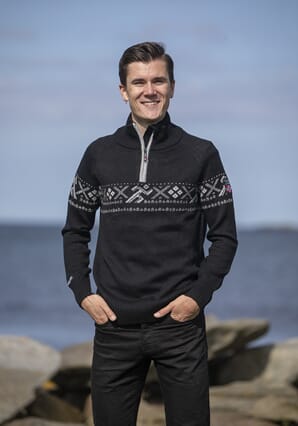 Springeren Ullgenser m/brystprint Svart